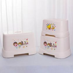 四季方凳（?。?/></a></div>
<div   id=